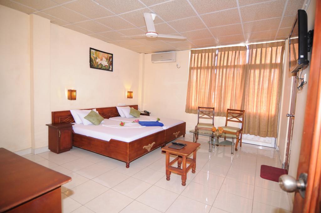 Brighten Hotel Kolombo Dış mekan fotoğraf