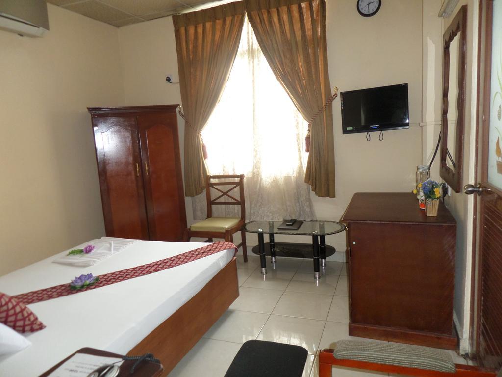 Brighten Hotel Kolombo Dış mekan fotoğraf