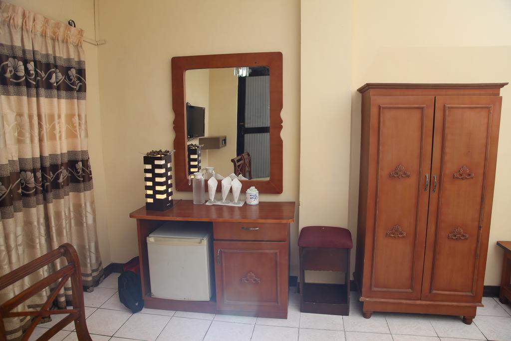 Brighten Hotel Kolombo Dış mekan fotoğraf