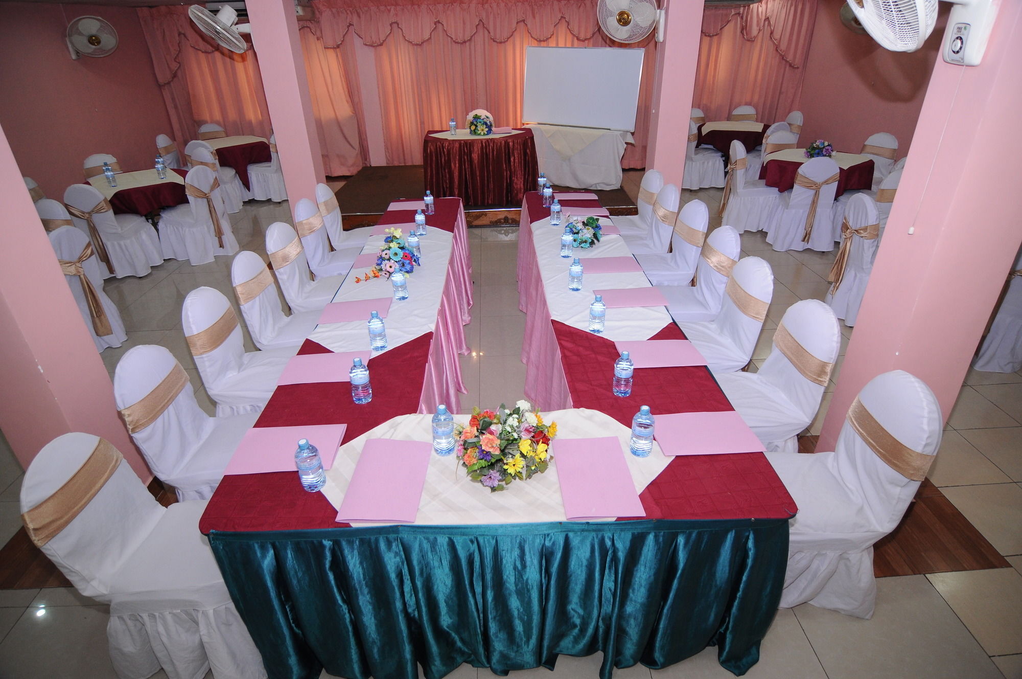 Brighten Hotel Kolombo Dış mekan fotoğraf