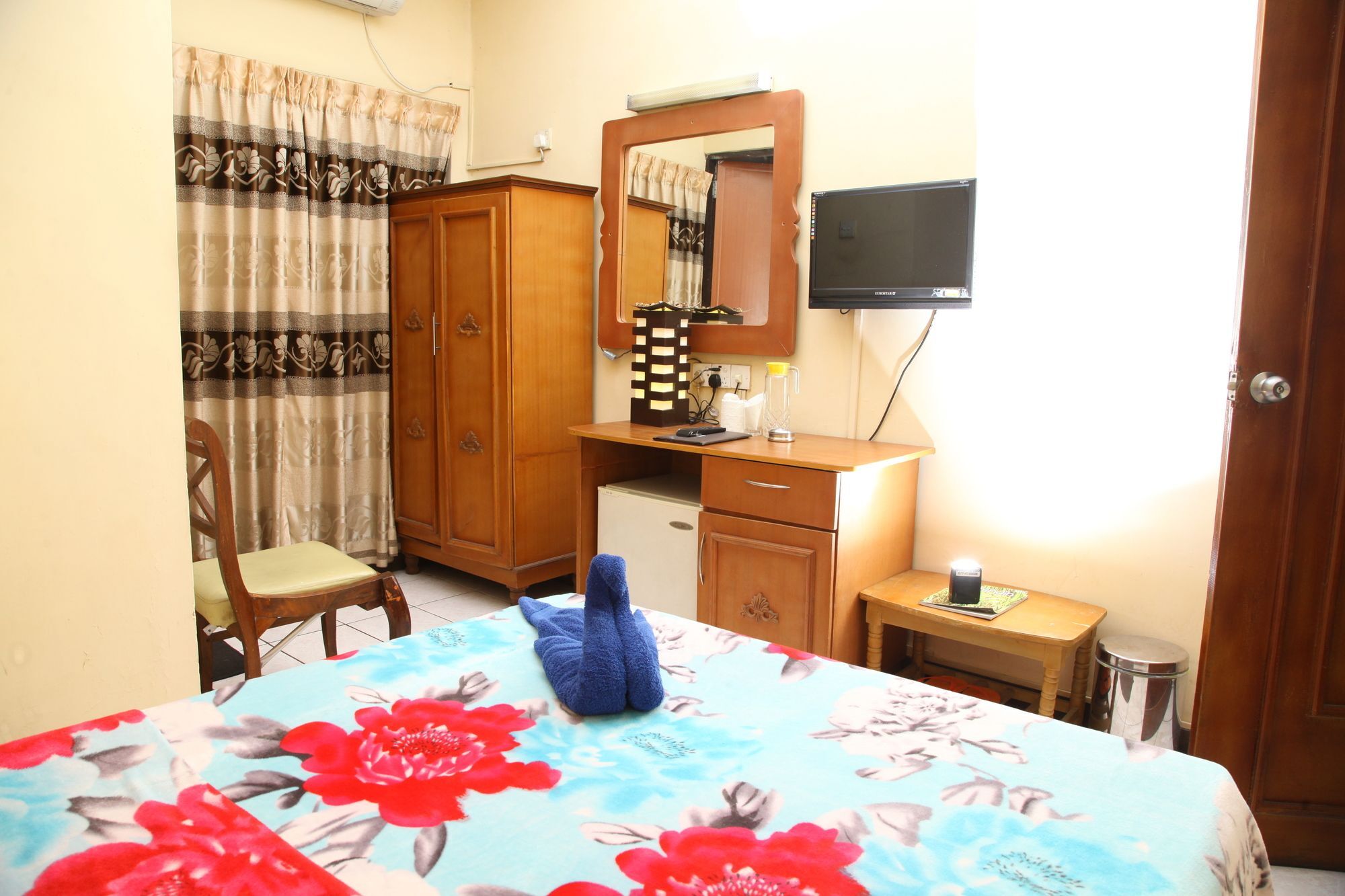 Brighten Hotel Kolombo Dış mekan fotoğraf