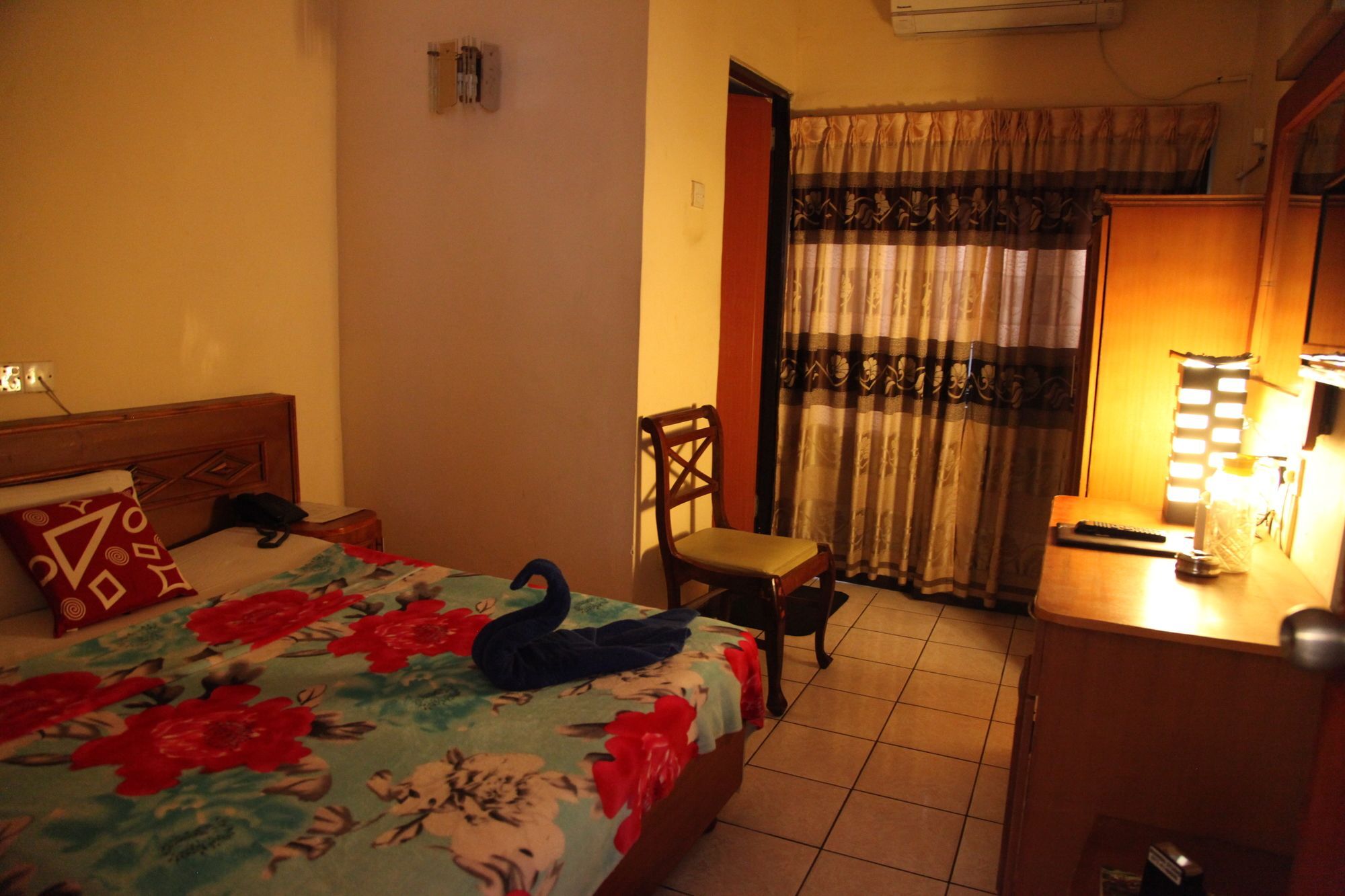 Brighten Hotel Kolombo Dış mekan fotoğraf
