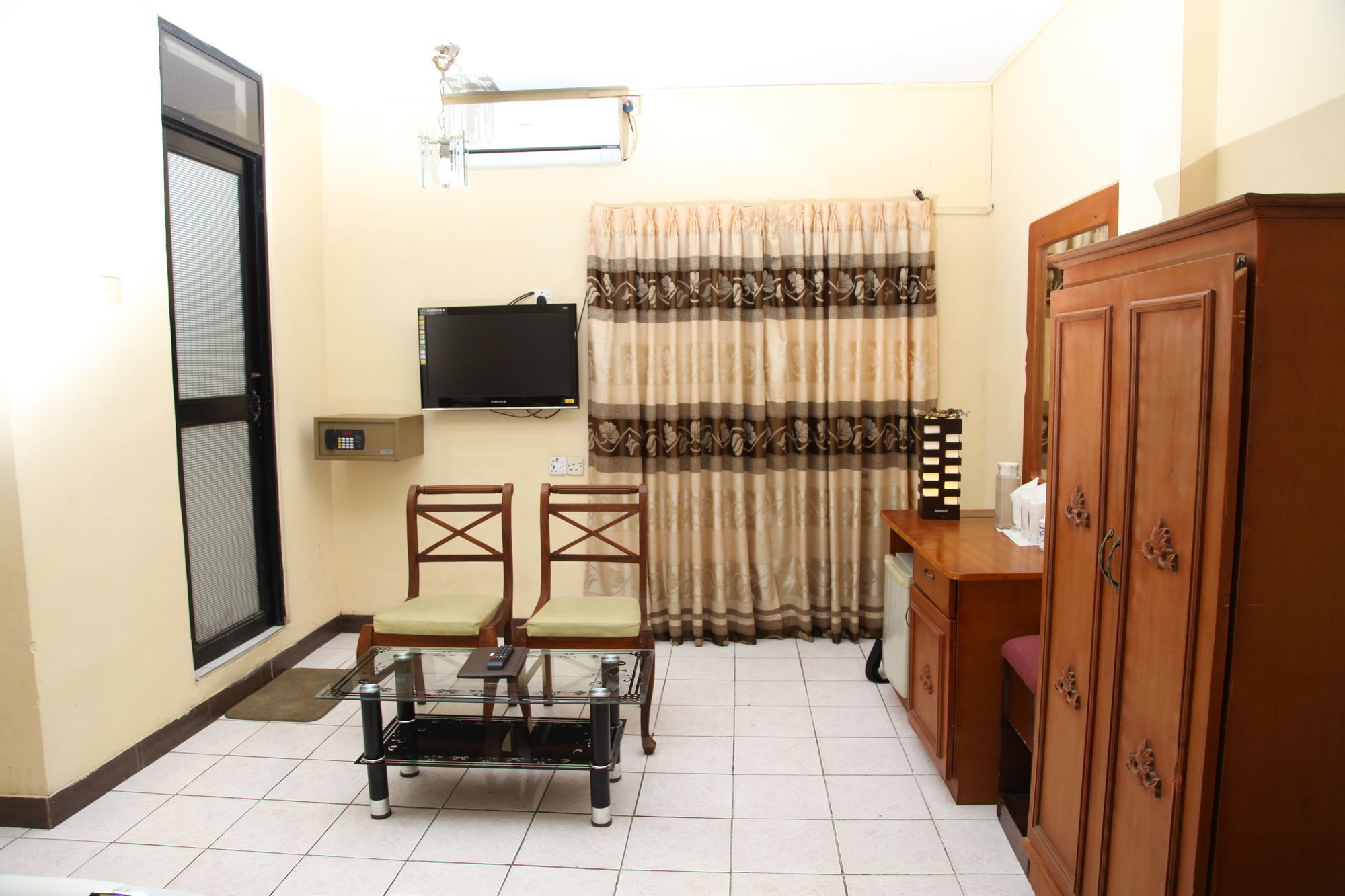 Brighten Hotel Kolombo Dış mekan fotoğraf